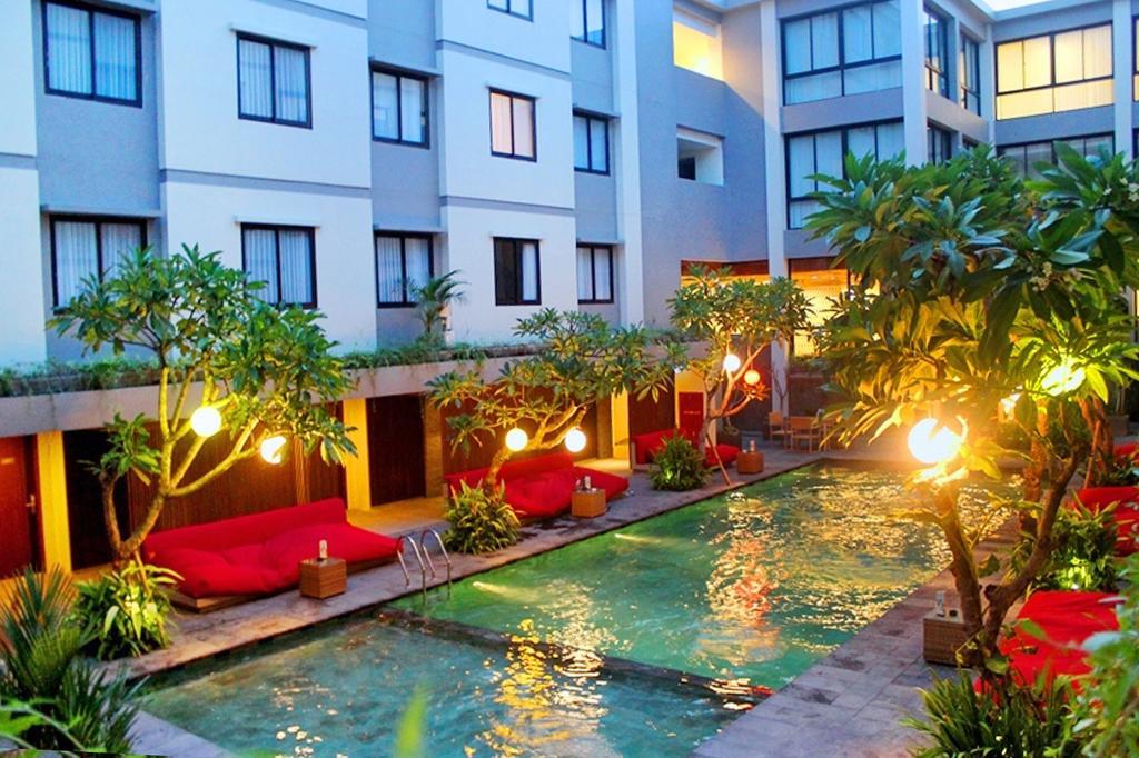 Savvoya Hotel Seminyak Exterior foto
